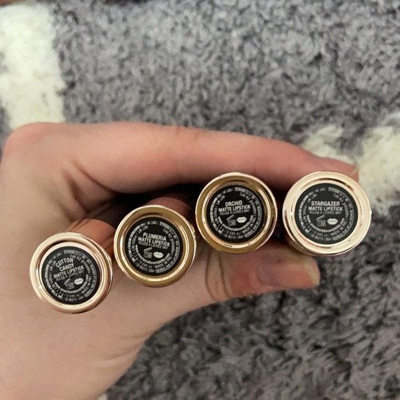 New Makeup Bundle - Picture 3 of 3